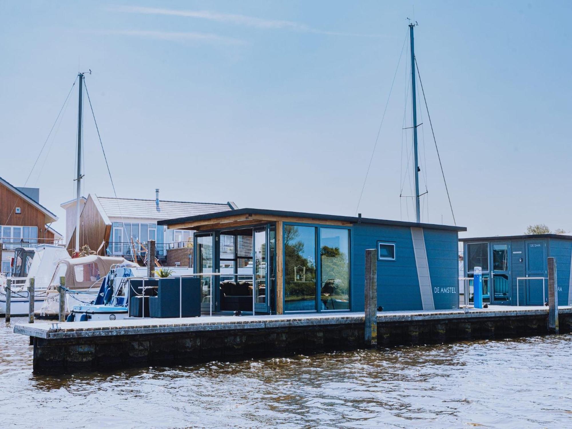 Modern Houseboat With Air Conditioning Located In Marina Uitgeest Eksteriør billede