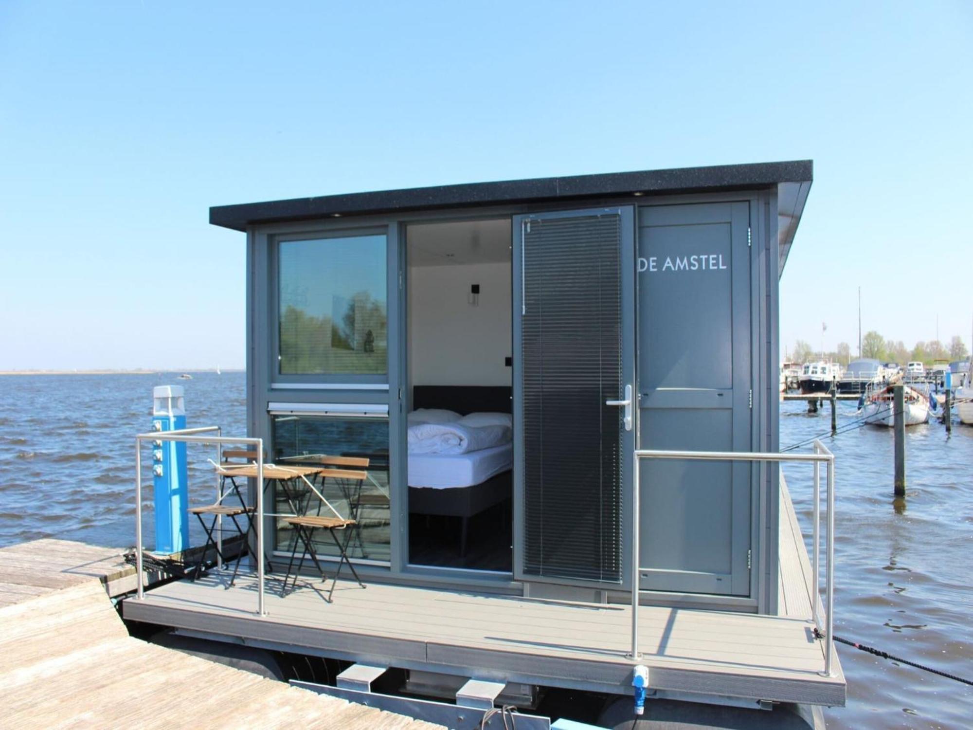 Modern Houseboat With Air Conditioning Located In Marina Uitgeest Eksteriør billede